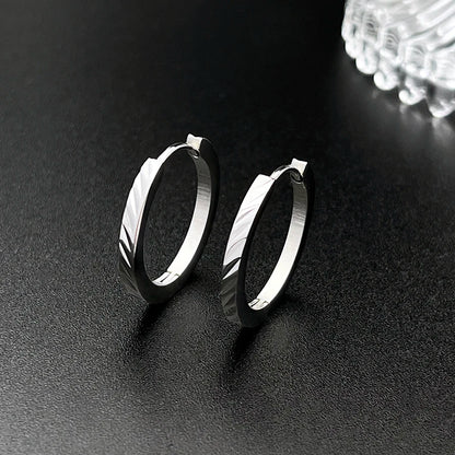 1 Pair of Silver Creole Round Large Hoop Earrings Women's Large Stainless Steel Hoop Earrings with Smooth and Beautiful Cut eari