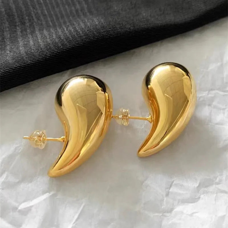 Surgical Steel Pin Earrings for Women Vintage Light Plastic Glossy Earings Fashion Ear Piercing Jewelry aretes de mujer accesori